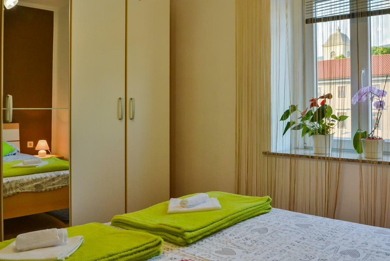 Apartman Pio Senj  Eksteriør bilde