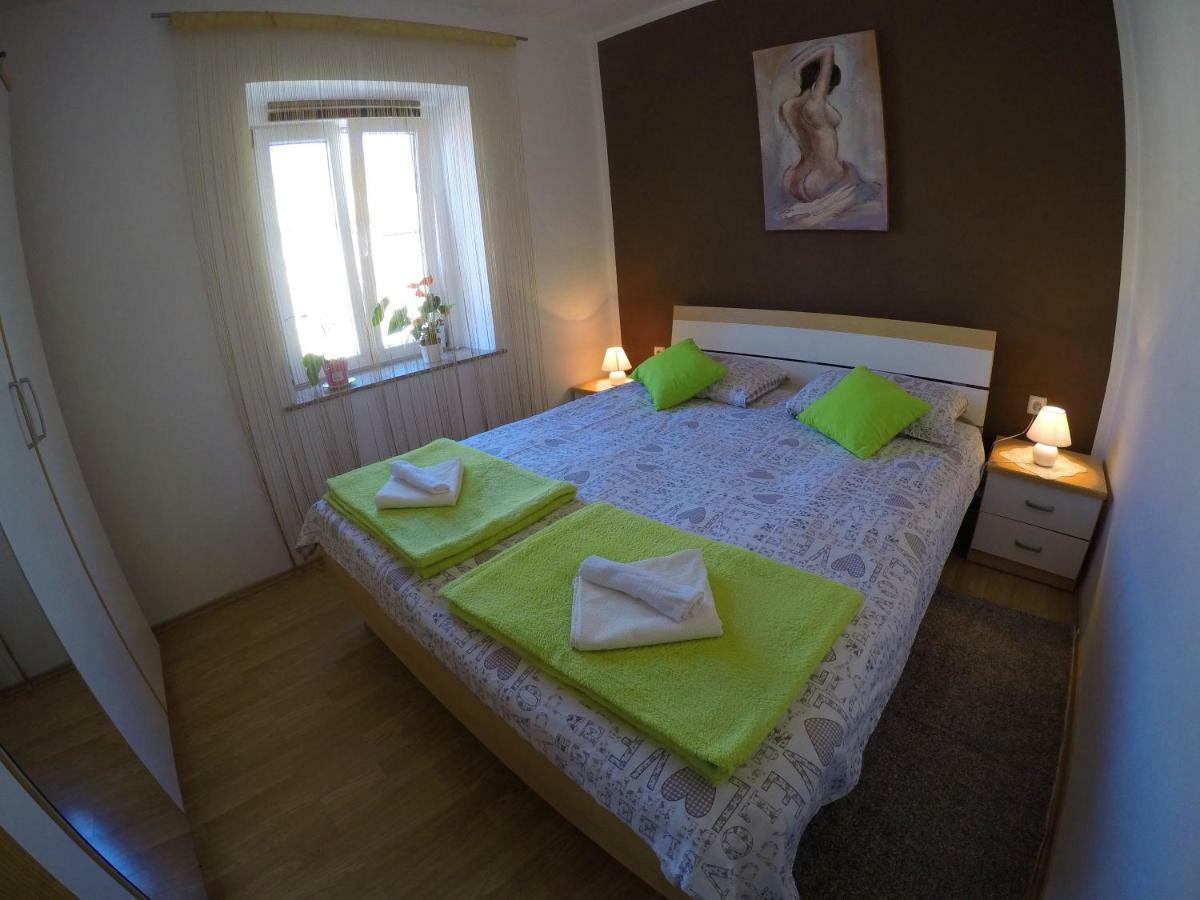 Apartman Pio Senj  Eksteriør bilde